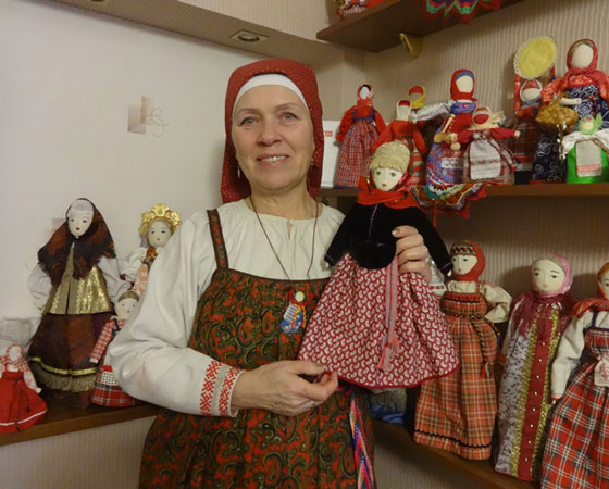 Анна Торохова и её куклы