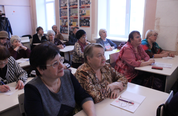 Неравнодушные жители Северодвинска задали свои вопросы председателю  совета директоров холдинга «Аквилон-Инвест» А. Фролову.