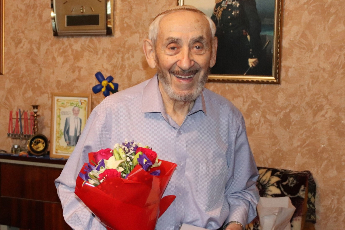 Участник Великой Отечественной войны Михаил Самуилович Симкин отметил день рождения